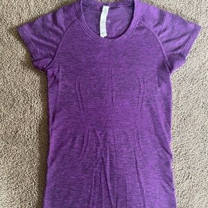 Lululemon swift Tech shirt size 4